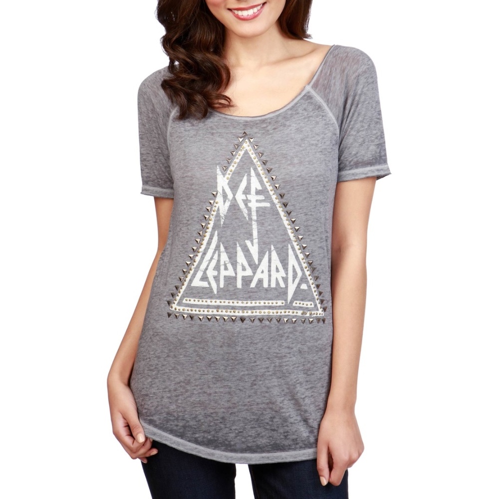 NWT Lucky Brand Def Leppard Studded Band Tee